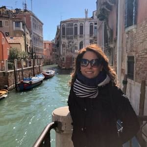 Meet your Posher, Dani